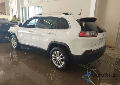 2019 Jeep Cherokee Latitude 4X4 z USA, uszkodzony, nr VIN 1C4PJMCX1KD232260